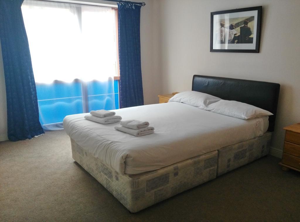 Castleforbes Holiday *